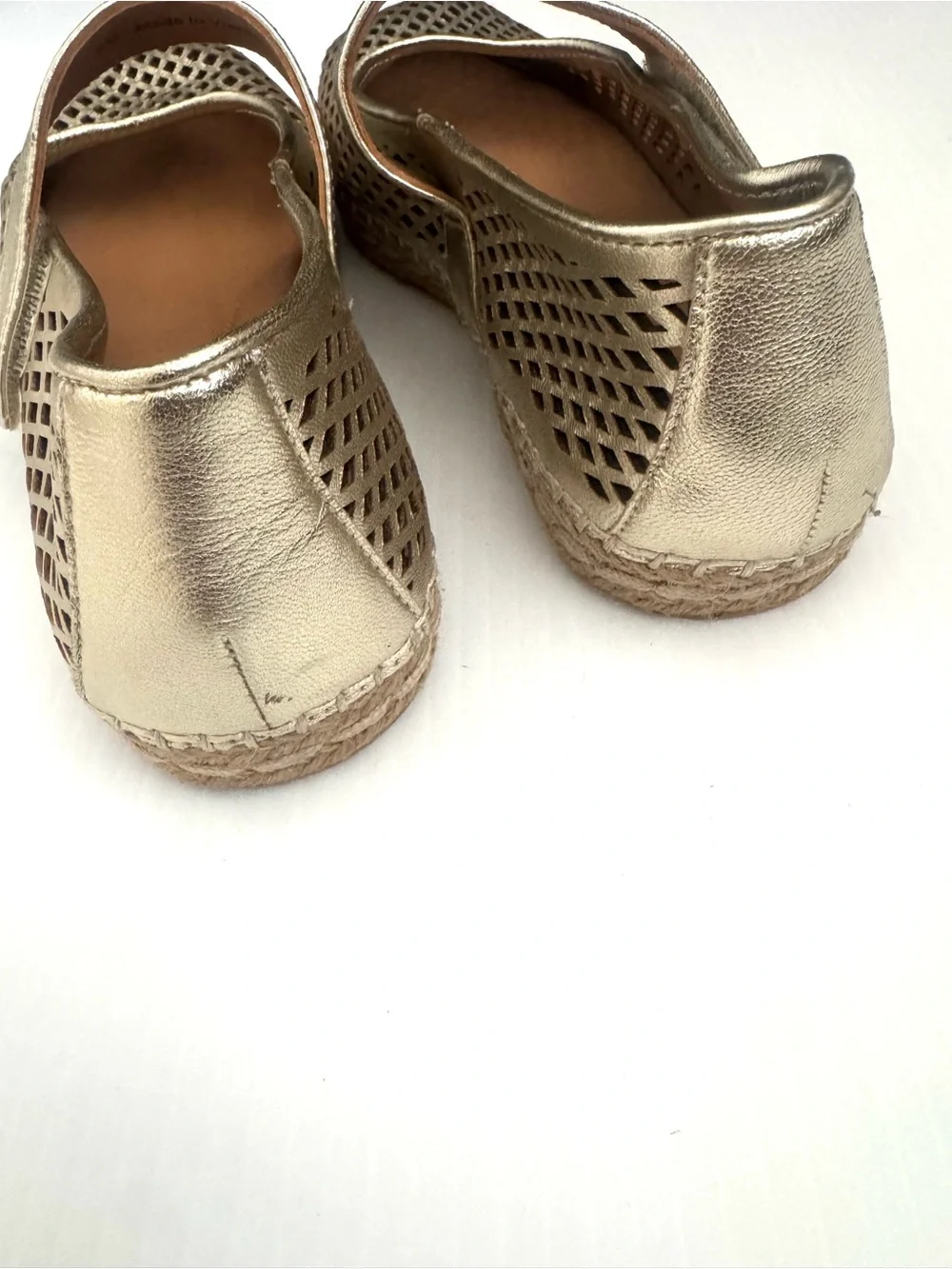 Gentle Souls Sienna Mettalic Fish Net Mary Jane Espadrille In Gold Size 7.5